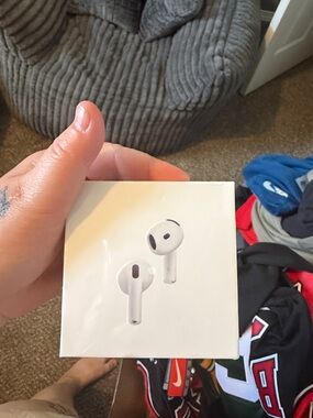 Apple AirPod 4s new in box
